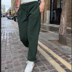 Brandy Melville Rosa Sweatpants